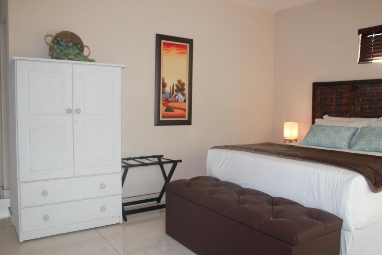 Hwh Guesthouse Middelburg Мидделбург Экстерьер фото