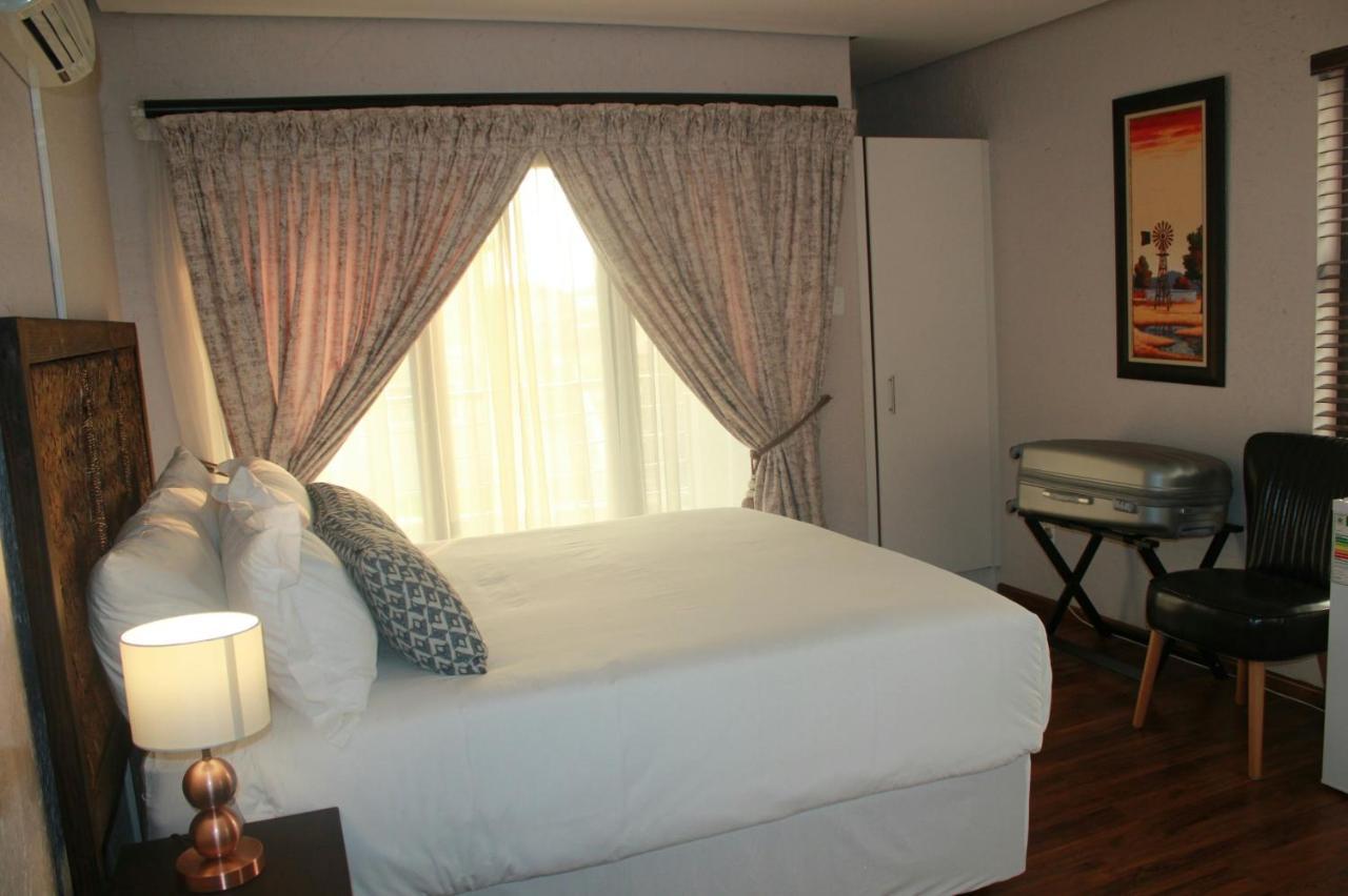 Hwh Guesthouse Middelburg Мидделбург Экстерьер фото