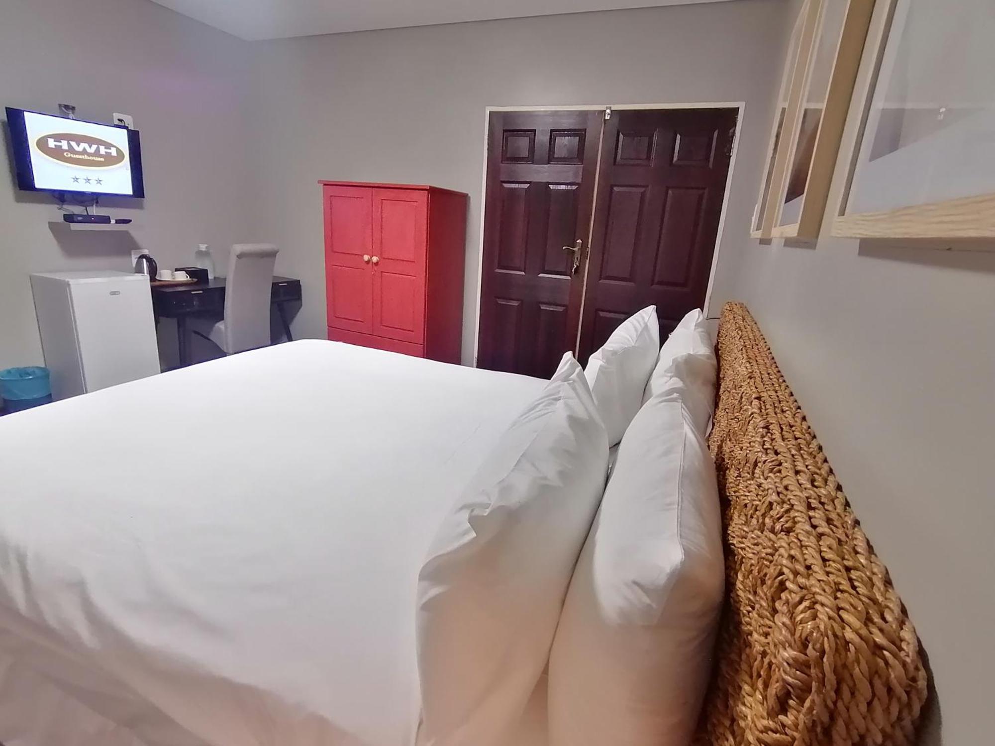 Hwh Guesthouse Middelburg Мидделбург Экстерьер фото