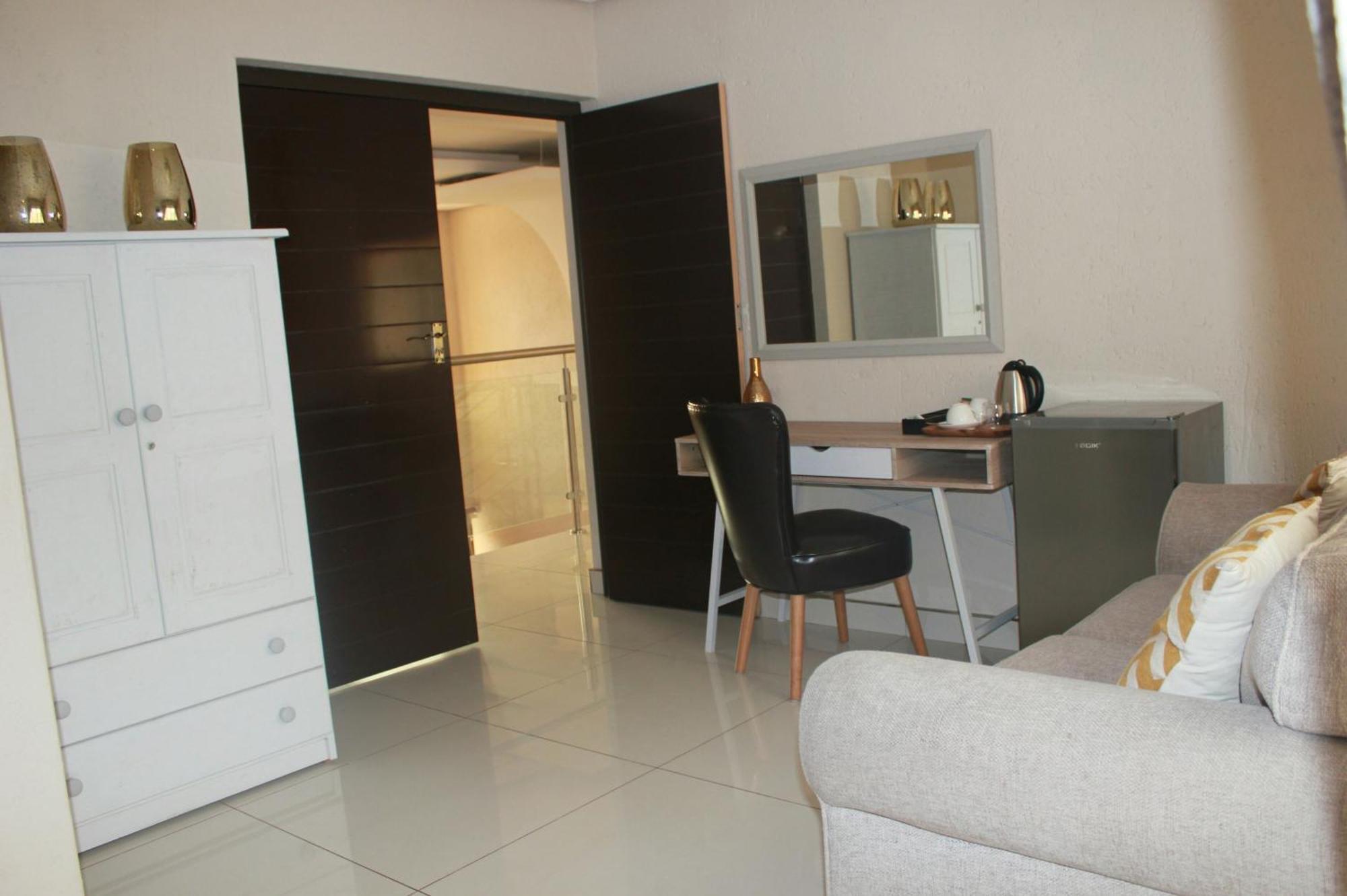 Hwh Guesthouse Middelburg Мидделбург Экстерьер фото